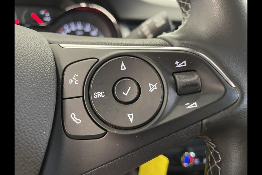 Opel Crossland 1.2 Edition Navi LED Camera Trekhaak Cruise Control DAB+ Airco
