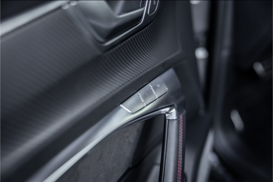 Audi RS7 Sportback 4.0 TFSI quattro - RS Dynamic + | Panorama | B&O Adv. | Carbon | Alcantara