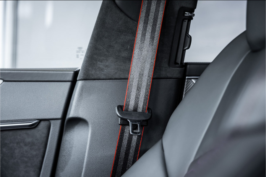 Audi RS7 Sportback 4.0 TFSI quattro - RS Dynamic + | Panorama | B&O Adv. | Carbon | Alcantara