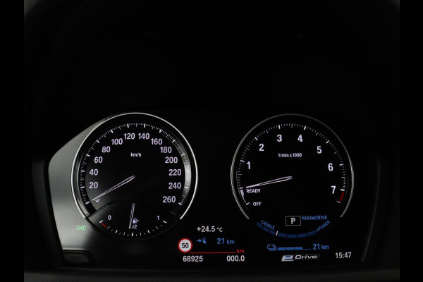 BMW X2 xDrive25e Goldplay Edition | SOH 82,1% | M Sport | Leder | Head-Up | Sportstoelen | 19'' velgen | Sfeerverlichting | Camera | Stoelverwarming | Navigatie | Full LED | Keyless | DAB | Park Assist | Memory | PHEV | Plug In