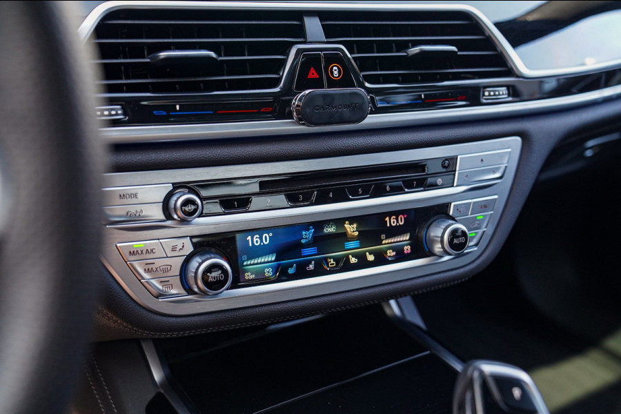 BMW 7 Serie 745e High Executive | Stoelverkoeling | Stuurwiel verwarming | Harman/Kardon | Driving Assistant | Soft Close | NIEUW