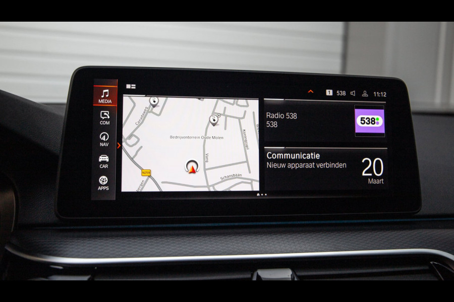 BMW 5 Serie Touring 530e M Sport / Apple Carplay / LED / PHEV / Trekhaak / Stoel Verwarming