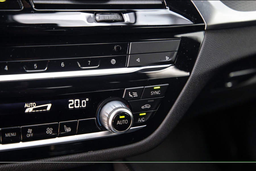 BMW 5 Serie Touring 530e M Sport / Apple Carplay / LED / PHEV / Trekhaak / Stoel Verwarming