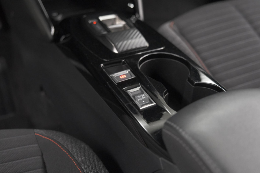 Peugeot e-208 EV Active Pack 50 kWh | SOH 91,3% | 11 KW LADER | IJSKOUDE Climate Control | Parkeersensoren | Apple Carplay