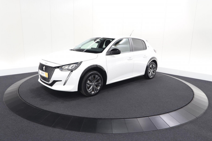 Peugeot e-208 EV Active Pack 50 kWh | SOH 91,3% | 11 KW LADER | IJSKOUDE Climate Control | Parkeersensoren | Apple Carplay
