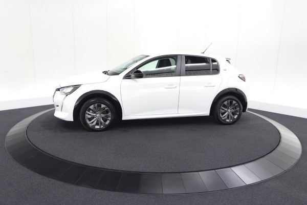 Peugeot e-208 EV Active Pack 50 kWh | SOH 91,3% | 11 KW LADER | IJSKOUDE Climate Control | Parkeersensoren | Apple Carplay