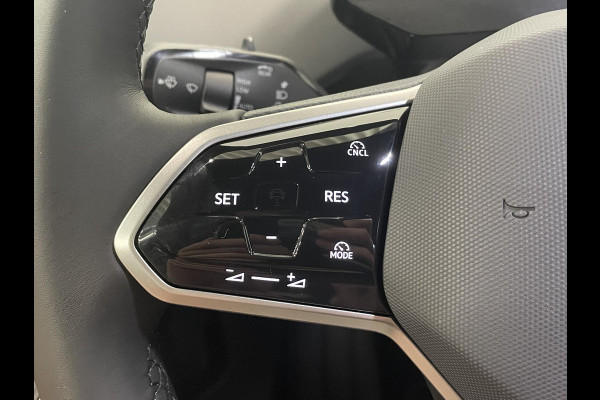 Volkswagen ID.4 Pro Limited Edition 77 kWh Navigatie Apple Carplay/Android Auto Keyless PDC V+A Climate Control DAB+ Lane Assist Adaptieve Cruise control Velours / Alcantara bekleding 19" Lichtmetalen Velgen