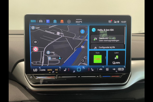 Volkswagen ID.4 Pro Limited Edition 77 kWh Navigatie Apple Carplay/Android Auto Keyless PDC V+A Climate Control DAB+ Lane Assist Adaptieve Cruise control Velours / Alcantara bekleding 19" Lichtmetalen Velgen