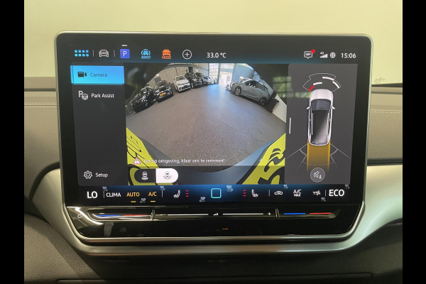 Volkswagen ID.4 Pro Limited Edition 77 kWh Navigatie Apple Carplay/Android Auto Keyless PDC V+A Climate Control DAB+ Lane Assist Adaptieve Cruise control Velours / Alcantara bekleding 19" Lichtmetalen Velgen