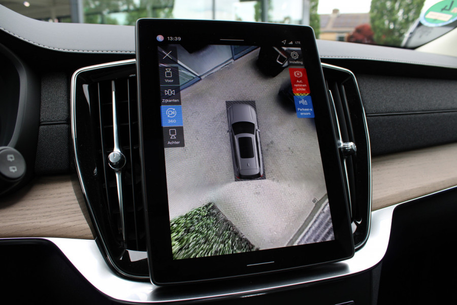 Volvo XC90 2.0 T8 Plug-in hybrid AWD Plus Bright | Luchtvering | Trekhaak | Panoramadak | 360 Camera