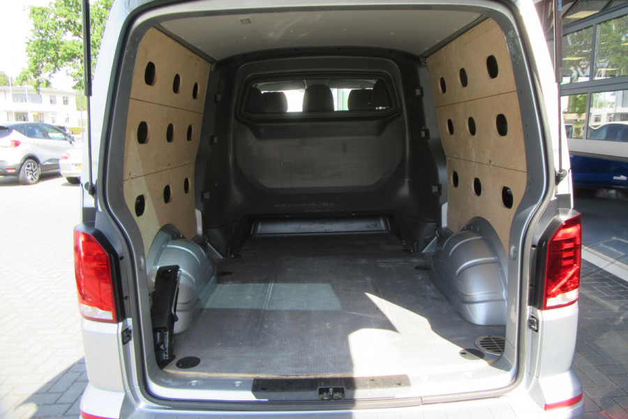 Volkswagen Transporter 2.0 TDI 150PK L2H1 DSG Dubbele Cabine, Camera, Ad.CC, Trekhaak