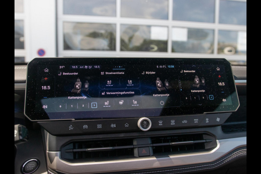 Jeep Compass First Edition 74 kWh | Adapt. Cruise | Camera | Carplay | 20" | Elektr. A-Klep | Navi | Winter Pack | Schuif/Kanteldak | Premium Pack | Conv. Pack | Warmtepomp
