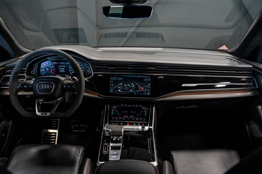 Audi RS Q8 4.0 TFSI Quattro *Bang & Olufsen / Standkachel / Stoelventilatie / Soft-Close / RS-Sportuitlaatsysteem / HUD / Surround-View*