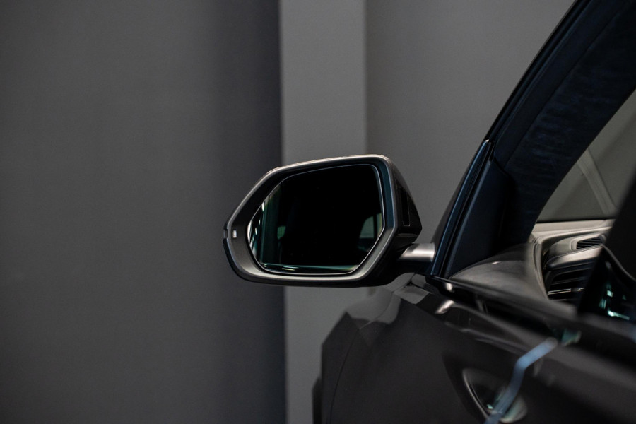 Audi RS Q8 4.0 TFSI Quattro *Bang & Olufsen / Standkachel / Stoelventilatie / Soft-Close / RS-Sportuitlaatsysteem / HUD / Surround-View*