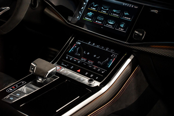 Audi RS Q8 4.0 TFSI Quattro *Bang & Olufsen / Standkachel / Stoelventilatie / Soft-Close / RS-Sportuitlaatsysteem / HUD / Surround-View*