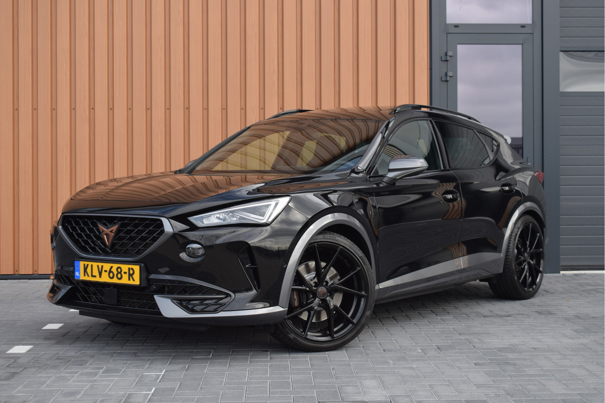 CUPRA Formentor 1.4 e-Hybrid VZ Copper Edition | Pano | Trekhaak | Camera | 20"