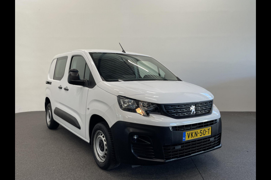 Peugeot Partner 1.2 PureTech Premium Airco Navi Cruise Control Parkeersensoren achter Nederlandse auto met historie