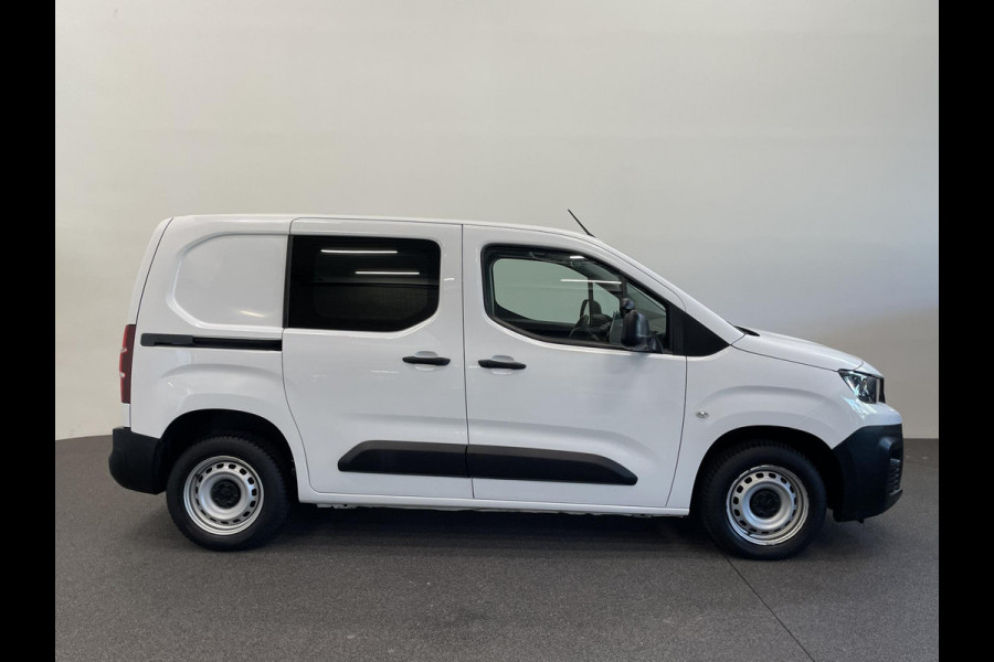 Peugeot Partner 1.2 PureTech Premium Airco Navi Cruise Control Parkeersensoren achter Nederlandse auto met historie