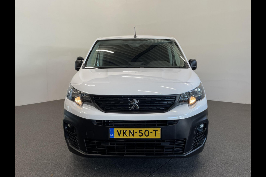 Peugeot Partner 1.2 PureTech Premium Airco Navi Cruise Control Parkeersensoren achter Nederlandse auto met historie