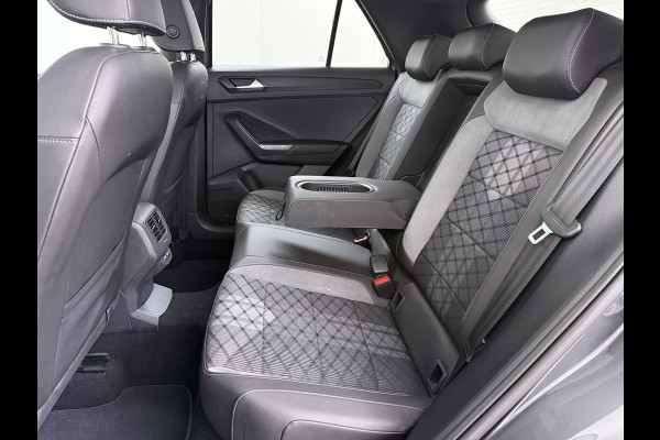 Volkswagen T-Roc 1.5TSI Automaat R-Line Panoramadak Stoelverwarming Adap.Cruise Virtal Cockpit Camera Elek.Achterklep Navi Apple Carplay Android  Keyless Pdc Privacy Glas Lmv Led DAB+ Licht-Regensensor