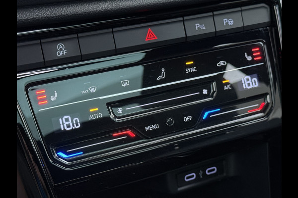 Volkswagen T-Roc 1.5TSI Automaat R-Line Panoramadak Stoelverwarming Adap.Cruise Virtal Cockpit Camera Elek.Achterklep Navi Apple Carplay Android  Keyless Pdc Privacy Glas Lmv Led DAB+ Licht-Regensensor