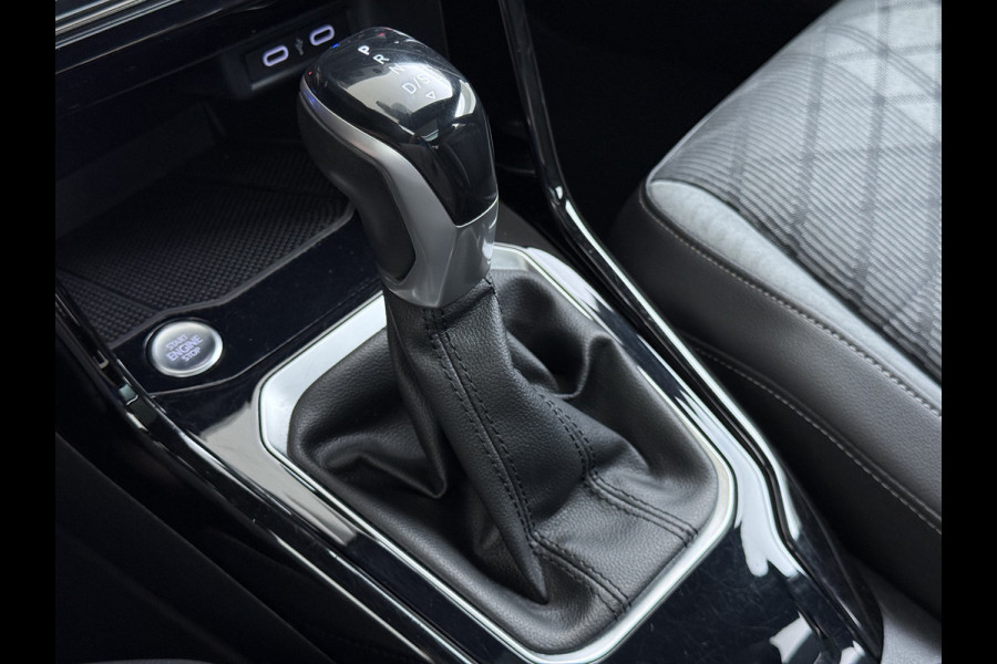 Volkswagen T-Roc 1.5TSI Automaat R-Line Panoramadak Stoelverwarming Adap.Cruise Virtal Cockpit Camera Elek.Achterklep Navi Apple Carplay Android  Keyless Pdc Privacy Glas Lmv Led DAB+ Licht-Regensensor