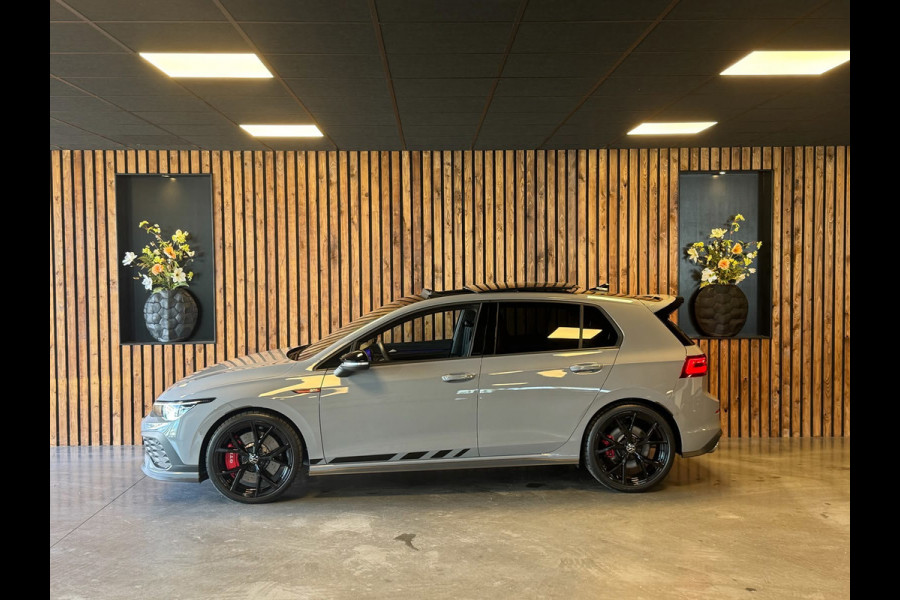 Volkswagen Golf 2.0 TSI GTI Clubsport / Pano / H/K / HUD / Camera / Stuurverwarming / IQ lights / Stoelverwarming / Keyless