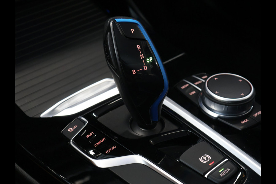 BMW iX3 High Executive 80 kWh [SCHUIFKANTELDAK, APPLE CARPLAY, ANDROID, MEMORY SEATS, STOELVERWARMING, ADAPTIVE CRUISE, CAMERA, PDC V+A, ELEKTRISCHE ACHTERKLEP, LED, NAVIGATIE, NIEUWSTAAT]