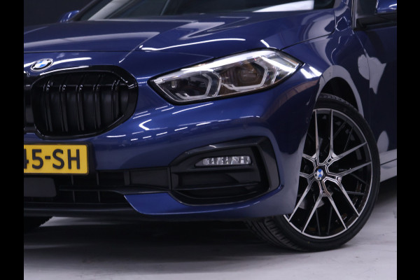 BMW 1-serie 118i M Sport [SCHUIFKANTELDAK, APPLE CARPLAY, ANDROID AUTO, STOELVERWARMING, STUURVERWARMING, ACHTERUITRIJCAMERA, PDC V+A, LED KOPLAMPEN, SPORTSTOELEN, 2-ZONE CLIMATE CONTROL, CRUISE CONTROL, NIEUWSTAAT]