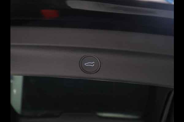Tesla Model Y RWD 58 kWh [PANORAMADAK, APPLE CARPLAY, ANDROID AUTO, ELEKTRISCHE STOELEN, PDC, CAMERA, STOELVERWARMING, STUURVERWARMING, KEYLESS ENTRY, KEYLESS START, DODEHOEKDETECTIE, CLIMATE CONTROL, NIEUWSTAAT]