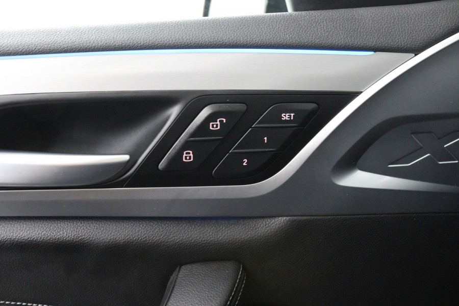 BMW iX3 High Executive 80 kWh (PANO, 360 CAMERA, H/K AUDIO, SFEERVERLICHTING, ADAPTIVE CRUISE, TREKHAAK WEGKLAPBAAR, AUTOPILOT)