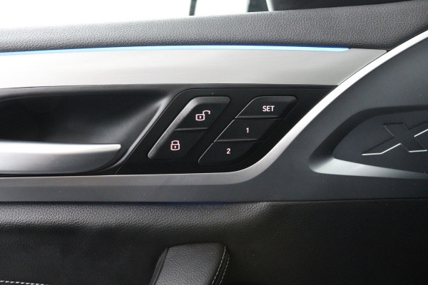BMW iX3 High Executive 80 kWh (PANO, 360 CAMERA, H/K AUDIO, SFEERVERLICHTING, ADAPTIVE CRUISE, TREKHAAK WEGKLAPBAAR, AUTOPILOT)