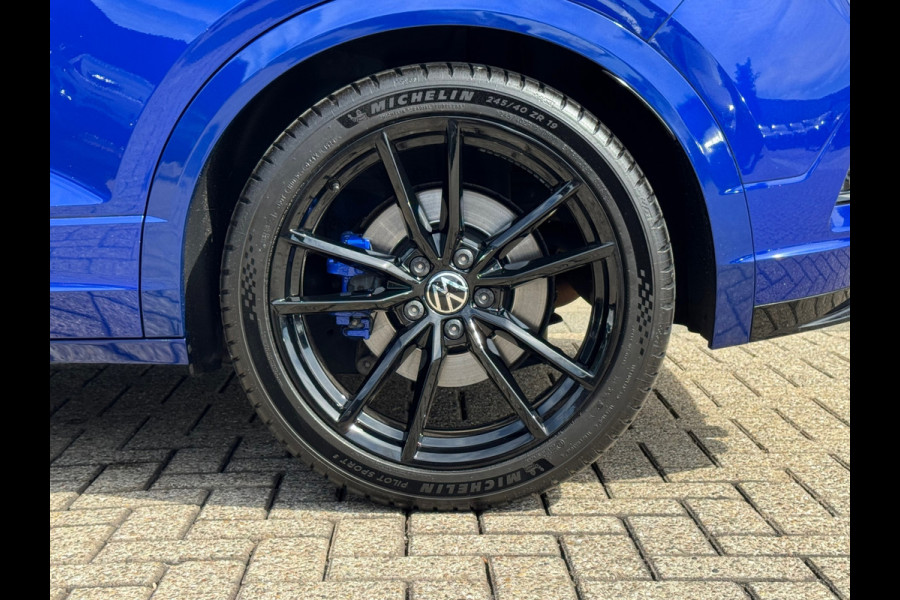 Volkswagen T-Roc 2.0 TSI 4Motion R * Panorama dak * Side assist * Black edition *