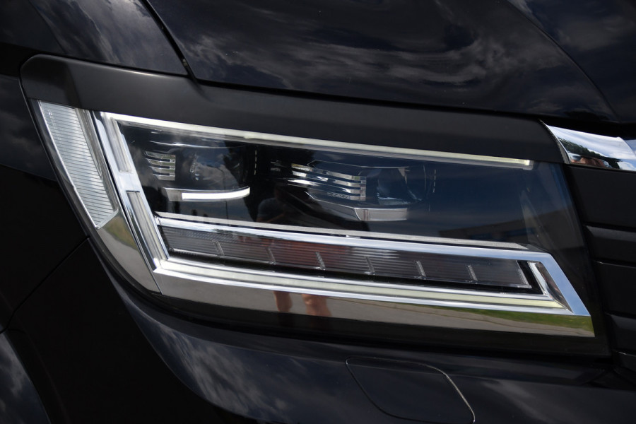 Volkswagen Crafter 35 2.0 TDI L3H3 4Motion Black Edition Full options! Adaptieve Cruise, Camera, Carplay, Stoelverwarming, LED, 4x4, Automaat, 177pk, Clima, Trekhaak, Uniek!