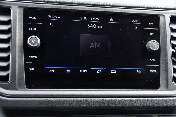 Volkswagen Crafter 35 2.0 TDI L3H3 4Motion Black Edition Full options! Adaptieve Cruise, Camera, Carplay, Stoelverwarming, LED, 4x4, Automaat, 177pk, Clima, Trekhaak, Uniek!