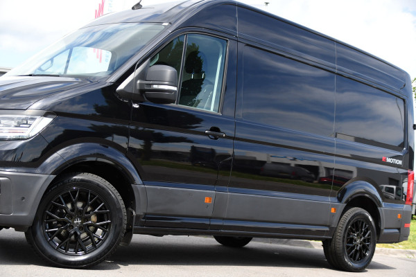 Volkswagen Crafter 35 2.0 TDI L3H3 4Motion Black Edition Full options! Adaptieve Cruise, Camera, Carplay, Stoelverwarming, LED, 4x4, Automaat, 177pk, Clima, Trekhaak, Uniek!