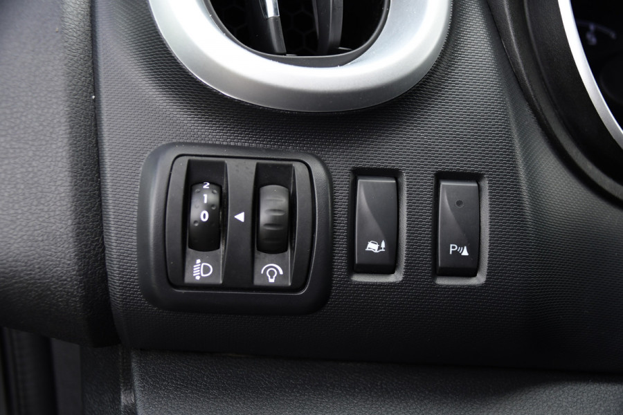 Fiat Talento 2.0 MultiJet L2H1 PB Edition Cruise, Multimedia, Airco, Sensoren, Trekhaak, 145pk, NAVI, Uniek!