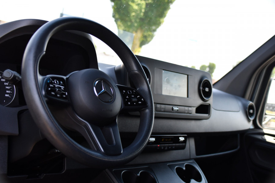 Mercedes-Benz Sprinter 315 1.9 CDI L2H1 RWD PB Edition Camera, Cruise, Carplay, 150pk, Sensoren, Automaat, LED, Multimedia, Airco, Uniek!