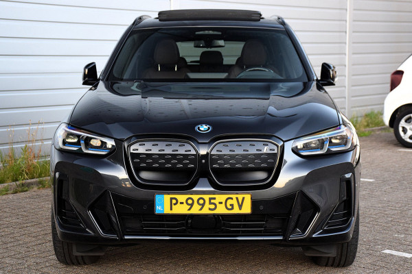 BMW iX3 High Executive 80 kWh*M-Pakket*Pano*Head-up*360Cam*Trekhaak*Enz