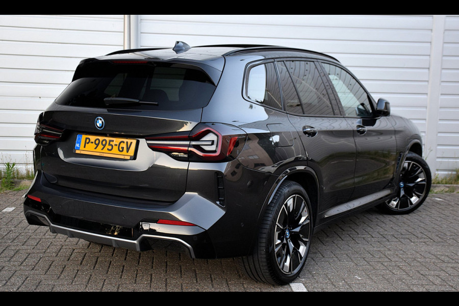 BMW iX3 High Executive 80 kWh*M-Pakket*Pano*Head-up*360Cam*Trekhaak*Enz