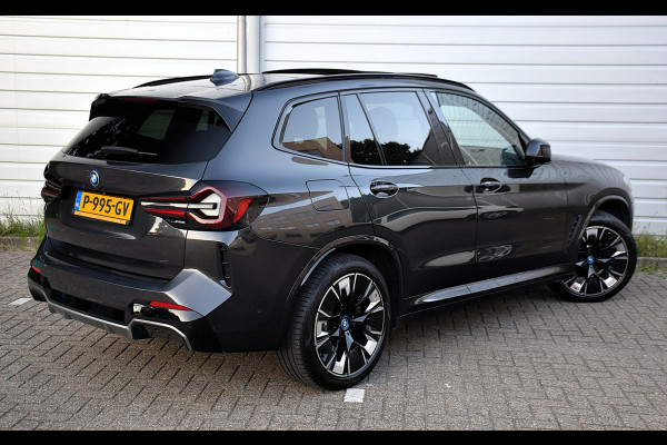 BMW iX3 High Executive 80 kWh*M-Pakket*Pano*Head-up*360Cam*Trekhaak*Enz