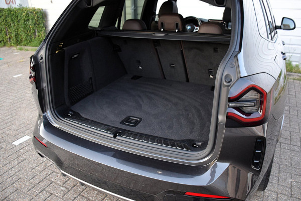 BMW iX3 High Executive 80 kWh*M-Pakket*Pano*Head-up*360Cam*Trekhaak*Enz