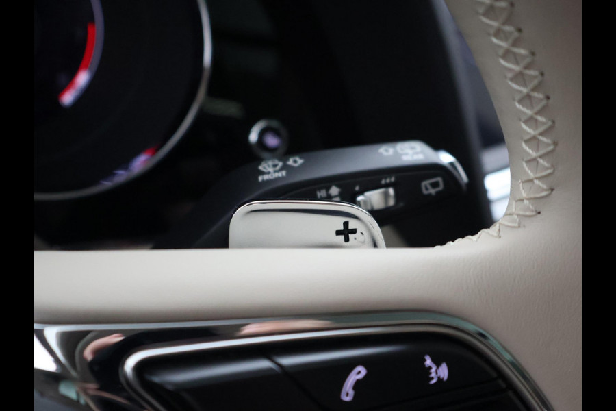 Bentley Bentayga 4.0 V8 550 PK 1e EIGENAAR *30.095 KM* + TOURING PAKKET | COMFORT SEAT | PANORAMA | SFEERVERLICHTING