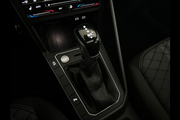 Volkswagen Taigo 1.5 TSI R-Line Pano|Keyless|Beats|Camera