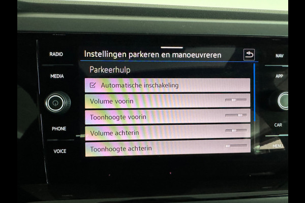 Volkswagen Taigo 1.5 TSI R-Line Pano|Keyless|Beats|Camera