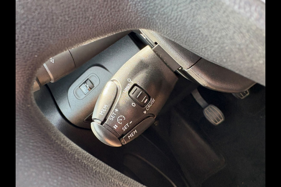 Peugeot Rifter 1.2 Puretech Allure PANO, NIEUWE-DISTRIBUTIE,GARANTIE