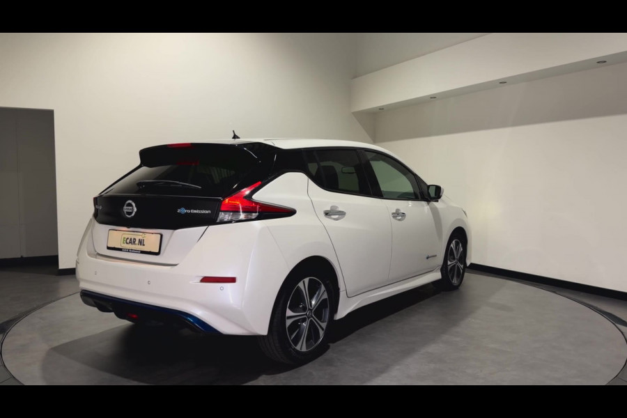 Nissan Leaf Visia 40 kWh | Keyless | Cruise Control Adaptief | Verwarmde stoelen |