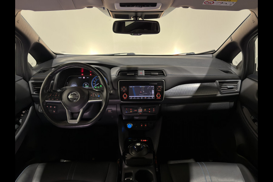 Nissan Leaf Visia 40 kWh | Keyless | Cruise Control Adaptief | Verwarmde stoelen |
