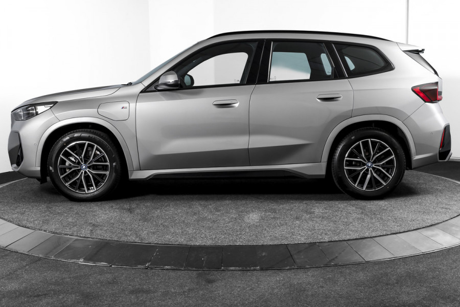 BMW X1 xDrive25e 245 PK | M-Sport | Premium Pack | Cruise | Dig. Cockpit | Stoelverw. | PDC | Camera | NAV+App. Connect | ECC | Elek. Klep | LM 18" | 9072