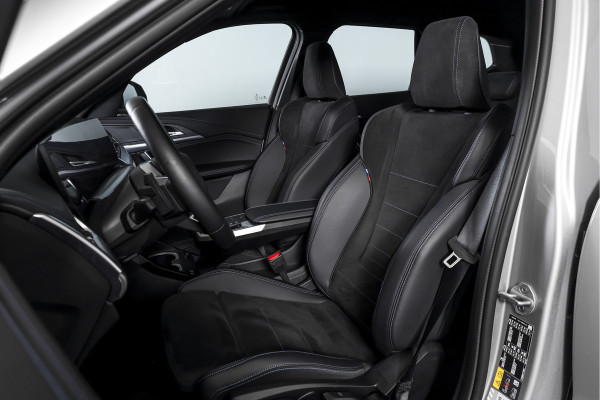 BMW X1 xDrive25e 245 PK | M-Sport | Premium Pack | Cruise | Dig. Cockpit | Stoelverw. | PDC | Camera | NAV+App. Connect | ECC | Elek. Klep | LM 18" | 9072